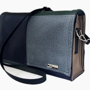 Nubukleder Damenhandtasche Klara vorne rechts