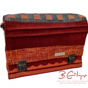 Kleine Crossbody bag vorne2 - Taschen byMe - brigittegnaedinger