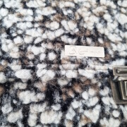 Kleine Umhänge Tasche Modell 76 Detail - taschenbyme - brigittegnaedinger