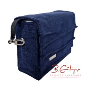 Kleine Umhängetasche Modell 74 Seite - Taschen byMe - brigittegnaedinger